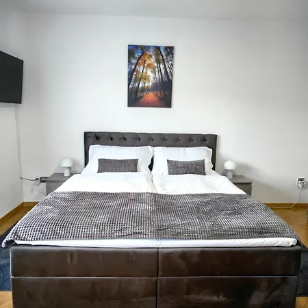 Apartman 1932