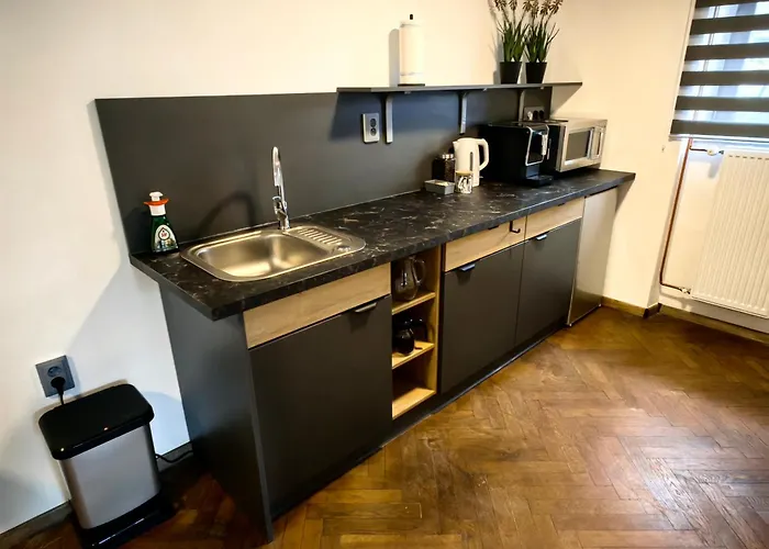 Apartment 1932 *