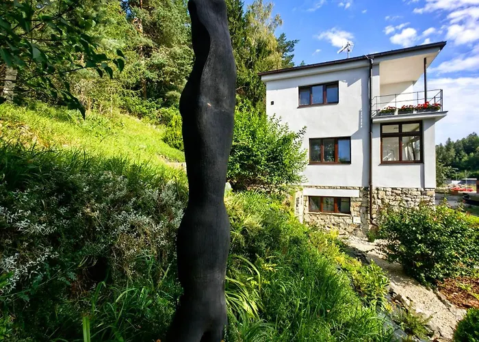 Apartment 1932